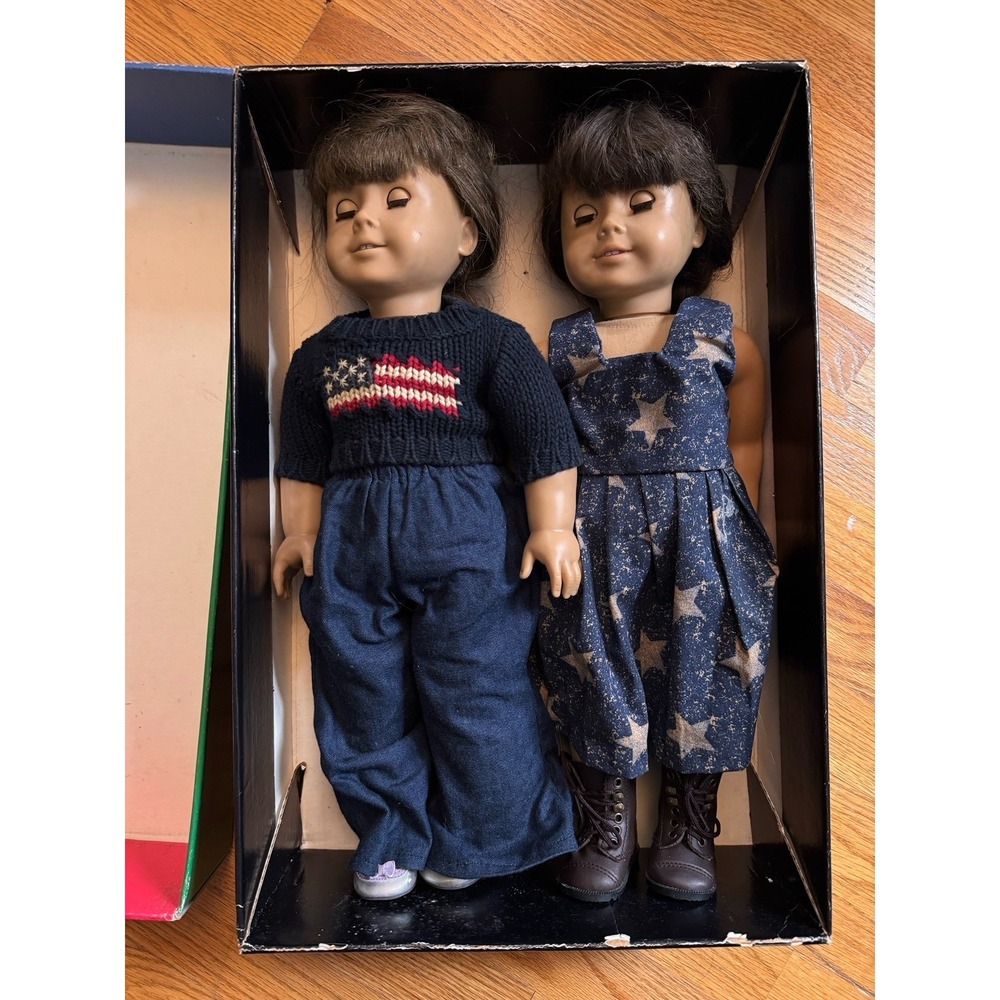 Pleasant Company American Girl Dolls Vintage Lot of 2 with Outfits & Box 1990s